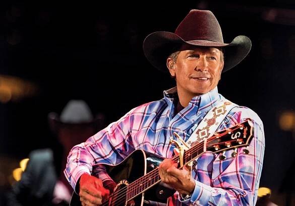 George Strait: The King of Country Lights Up Seattle – Latinitas Magazine
