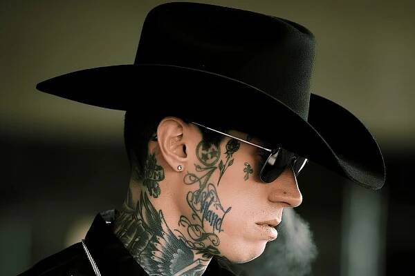 15-facts-about-trace-cyrus