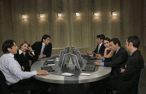 Metoda - Z filmu - Carmelo Gómez, Najwa Nimri, Eduardo Noriega, Pablo Echarri, Adriana Ozores, Eduard Fernández, Ernesto Alterio
