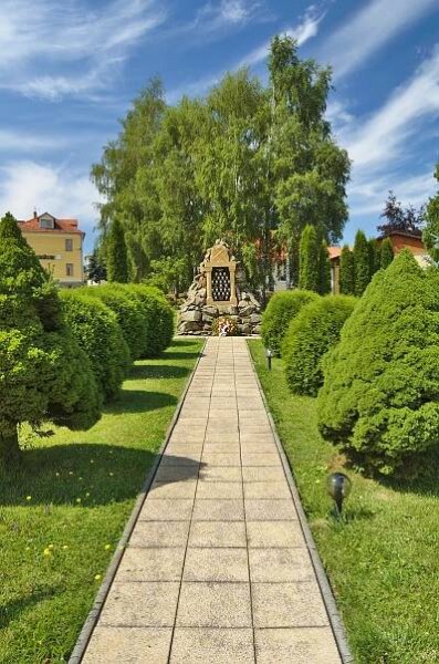 Soubor:Památník obětem první světové války, Benešov, okres Blansko.jpg