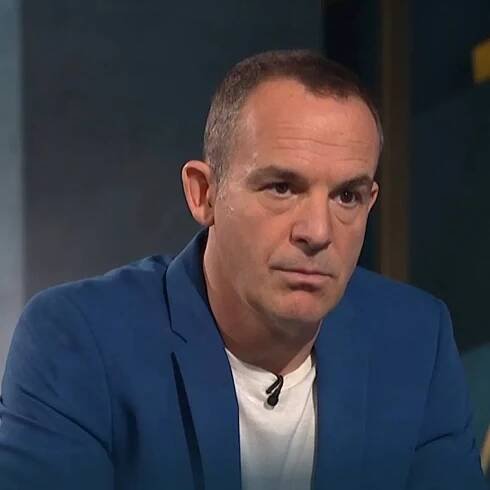 Martin Lewis issues warning to Brits over Spain and Greece travel mistake