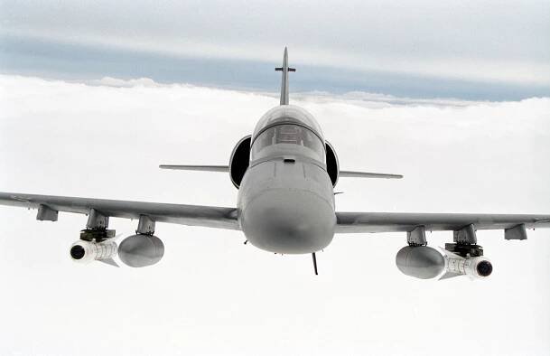 Armáda prodává L-159 na kusy. Zájemcům dává 3 podmínky
