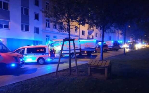 Galerie: Šest migrantů ve Vídni založilo požár v cele. Chtěli spáchat sebevraždu? - Galerie - Echo24.cz