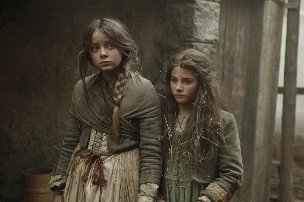Petra Maria Scott, Rebecca Emilie Sattrup - Dcera čarodějky - Z filmu