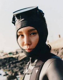 The Haenyeo community’s remarkable traditions have endured throughout generations, specifically their skill in diving without equipment such as oxygen tanks.