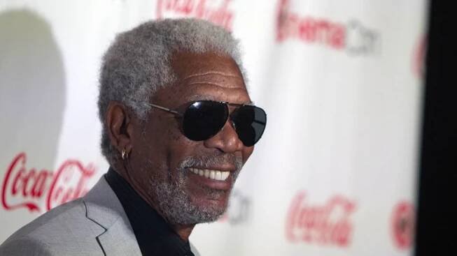 Morgan Freeman má dlouhodobý sexuální poměr s nevlastní vnučkou - Novinky