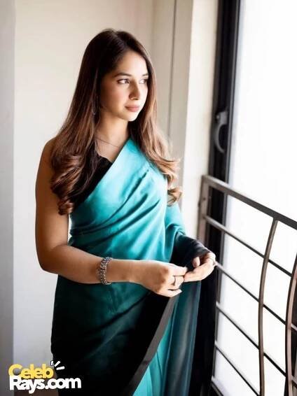Sabeena Farooq wiki