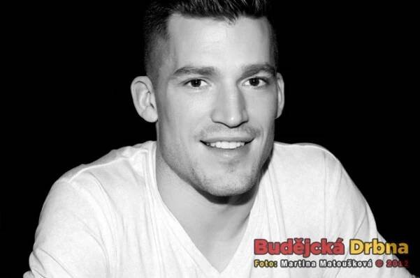 Andrew Ference si nejvíc pochutnával na tataráku