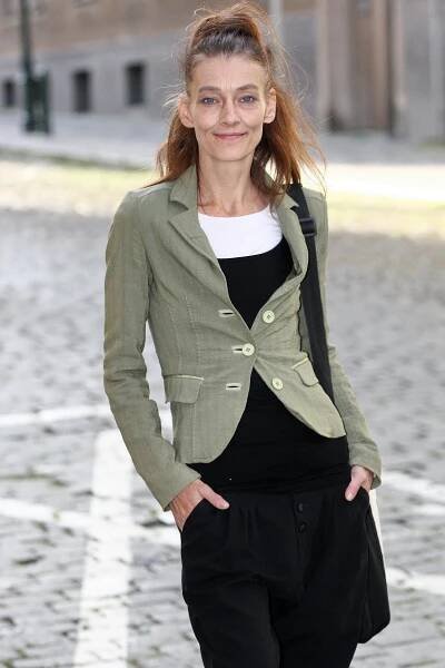 Alena Hajská z My všichni školou povinní. Alkohol, deprese, pád na dno a vzestup dětské herecké hvězdy