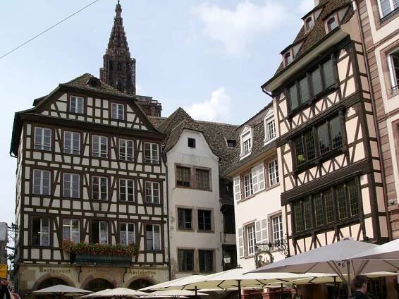 Place du Marché aux Cochons de Lait - Náměstí trhu selat