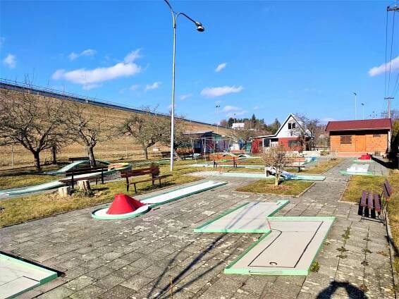 Minigolf Pod Hrází foto 4