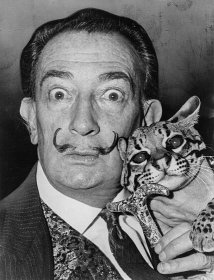 Salvador Dalí foto