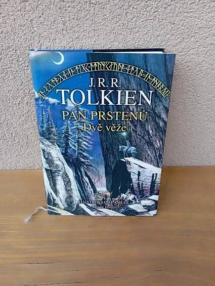 Kniha PÁN PRSTENŮ - Knižní sci-fi / fantasy