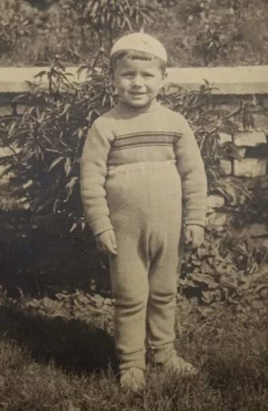 Antonín Holub – Příběhy našich sousedů