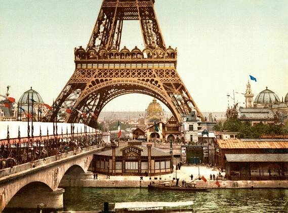 The Architectural Lab: A History Of World Expos  - More Images