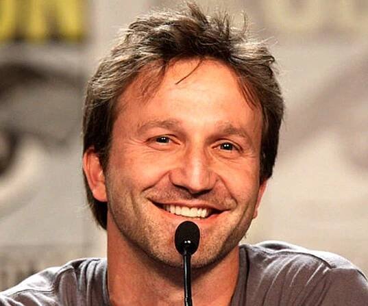 Breckin Meyer Biography - Facts, Childhood, Family Life & Achievements