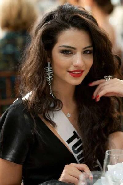 Melisa Aslı Pamuk