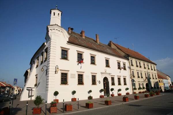 Slavkov u Brna - městský úřad foto 1