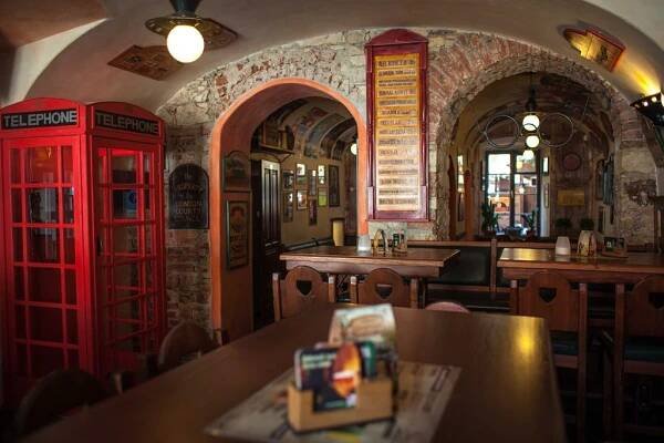 Hlavní město Praha | John Lennon Pub – restaurace, Praha 1