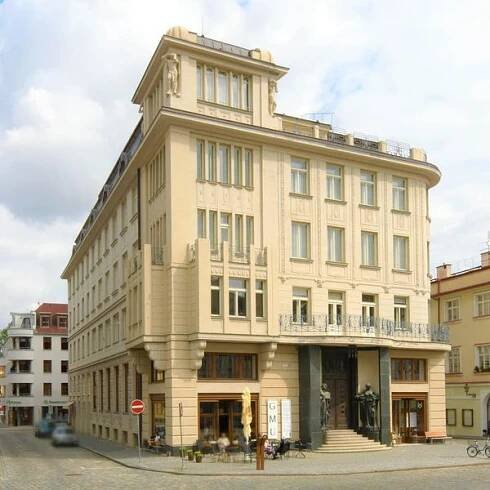 Galerie moderního umění v Hradci Králové foto 3