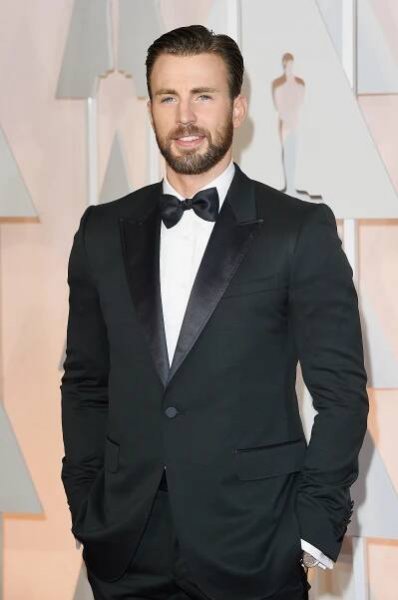 HOLLYWOOD, CA - FEBRUARY 22: Actor Chris Evans attends the 87th Annual Academy Awards at Hollywood & Highland Center on February 22, 2015 in Hollywood, California. (Photo by Jason Merritt/Getty Images)