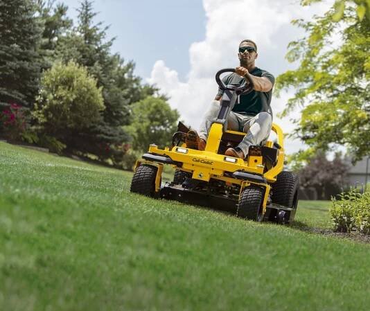 Rider a sekačka CUB CADET Z-TURN XZ6 S107 | Zahradní a zemědělská technika, postřikovače, náhradní díly, autokosmetika