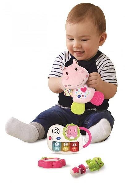 Vtech První dárek pro miminko růžový CZ