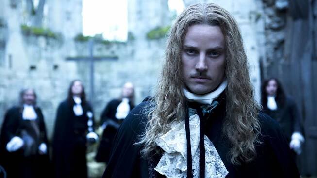 Versailles - Odhalení - Z filmu - Evan Williams