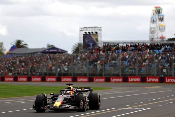 Verstappen podvacáté v kariéře bere pole position! Pérez odstartuje z posledního místa. Jak dopadla kvalifikace VC Austrálie? - Ruik.cz