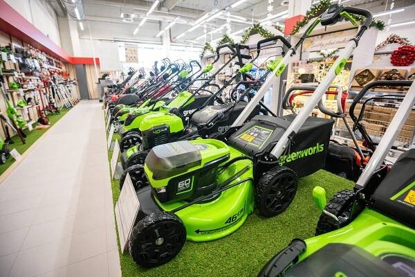 PODÍVEJTE SE: Mountfield otevřel v Ostravě novou moderní prodejnu