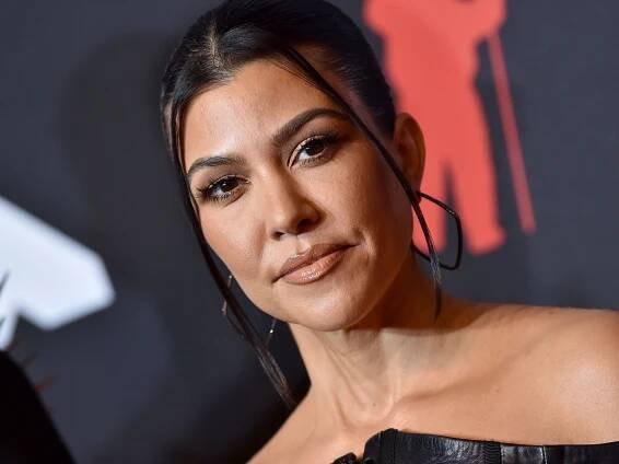 Kourtney Kardashian Barker and daughter Penelope just got the cutest mommy-and-me manis
