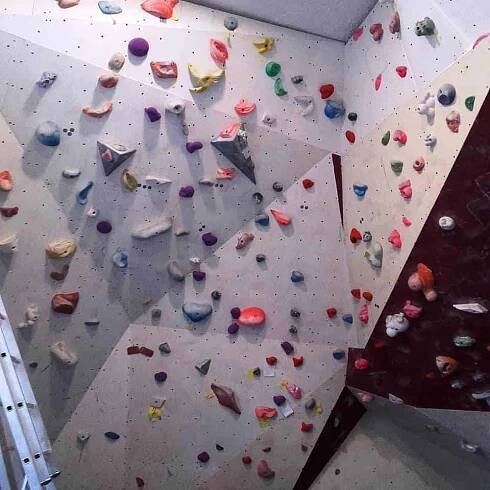Boulder Bar Točna Jihlava. Bouldering - posilte celé tělo