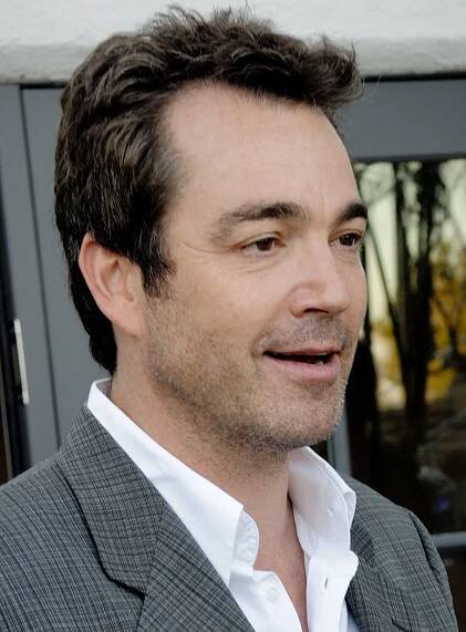 Jon Tenney: Net Worth, Age, Career, Bio & More – Exclusive Insights!