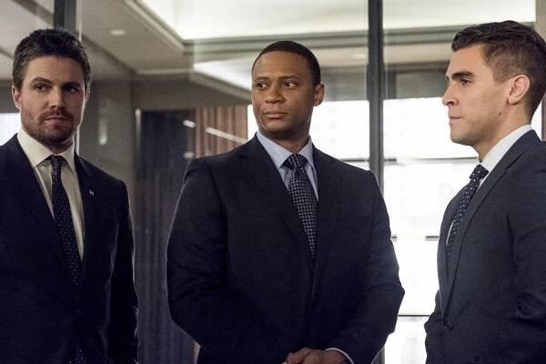 Arrow - Bratva - Z filmu - Stephen Amell, David Ramsey, Josh Segarra