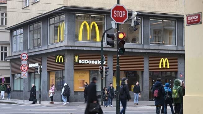 McDonald's postihl rozsáhlý výpadek. Zavřít musely restaurace v Česku i ve světě