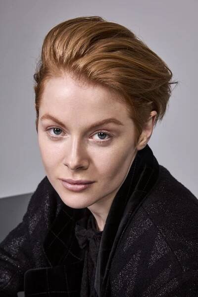 Emily Beecham - 1899 - Promo
