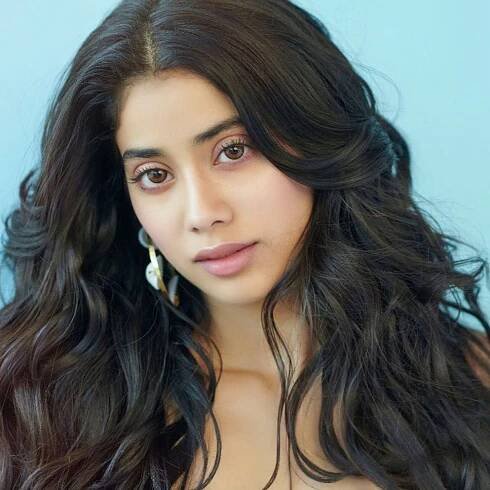 Jhanvi Kapoor Age, Height, Biography 2024, Wiki, Net Worth, Boyfriend, Cars - Trusted Networth of Famours...
