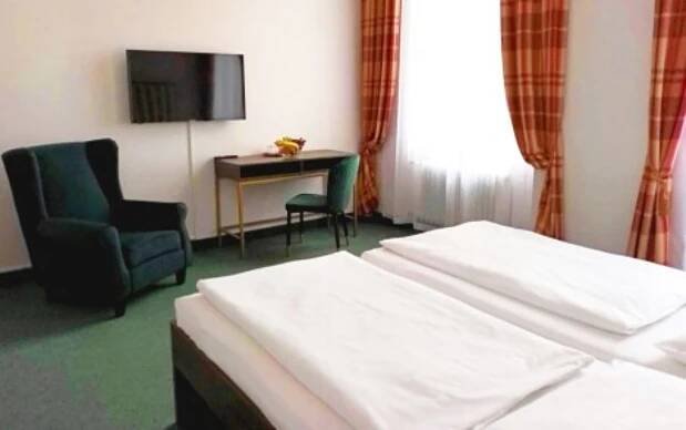Mariánské Lázně: Relax v Hotelu Maxim **** s bazénem, až 6 léčebnými procedurami, polopenzí a pitnou kúrou