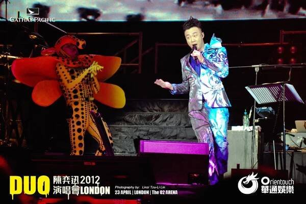 DUO Eason Chan 2012 London | Orientouch-e