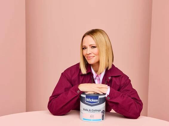 ‘I think I've found the perfect pink’ – Kimberley Walsh reveals the exact colour she used to...