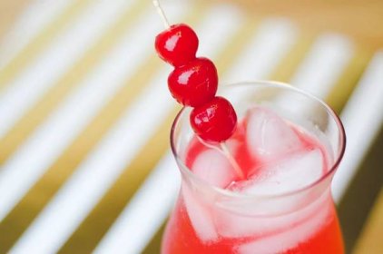 Fizzy Cherry Limeade Recipe for a non-alcoholic fun drink for New Years Eve celebration. Great for kids and the whole family.