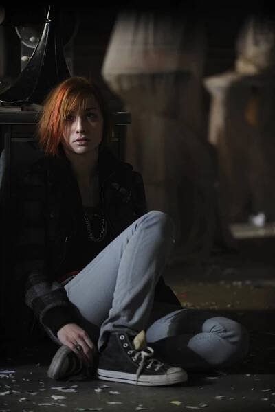 Skladiště 13 - Kompas - Z filmu - Allison Scagliotti