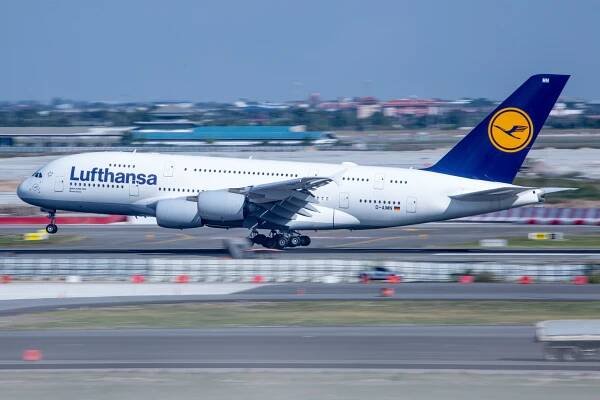 US-Russia Talks: Lufthansa Hopes For Russian Airspace Reopening For European Airlines
