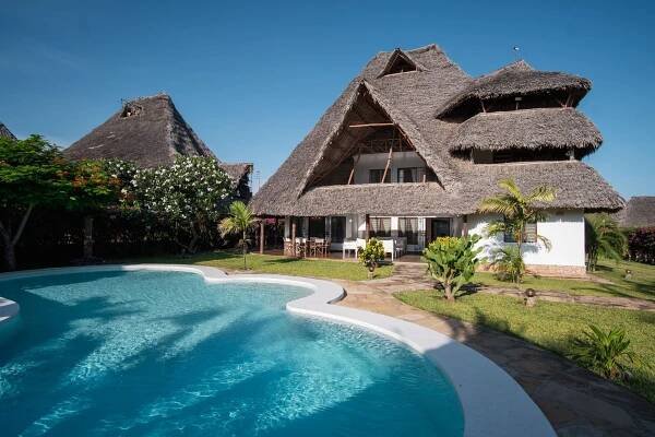Baharini Holiday Home & Management | Rent or Buy Villas Malindi Watamu 
