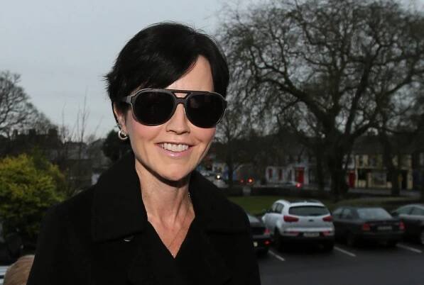 Zemřela Dolores O'Riordan. 