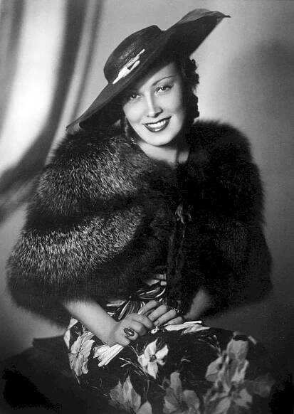 Lída Baarová: *7.9.1914 – †27.10.2000, česká filmová herečka