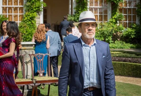 McDonaldová a Dodds - Pád domu Crockettů - Z filmu - Robert Lindsay