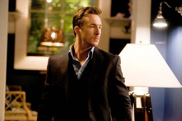 Barry Sloane