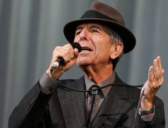 Leonard Cohen (†82) v posledních letech bez klobouku vůbec nevystupoval.