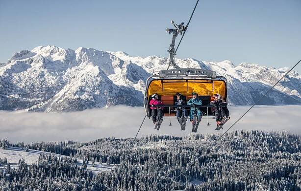 Malý velký Dachstein West. Lyžařská zábava na týden